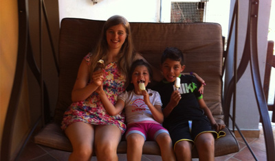 Au pair con i 2 bambini