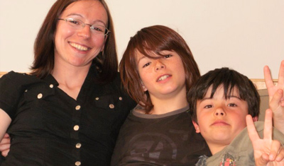 Fabienne ensemble avec ses deux fils