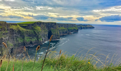 The ocean at the cliffs of Ireland